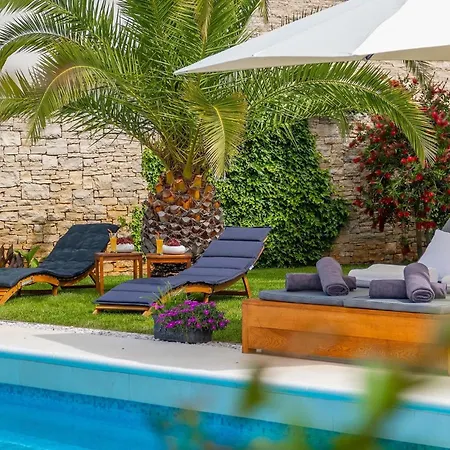 Tatil Evi White
