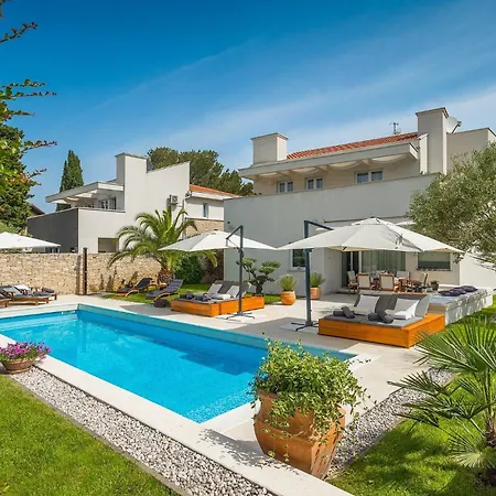Holiday home White *