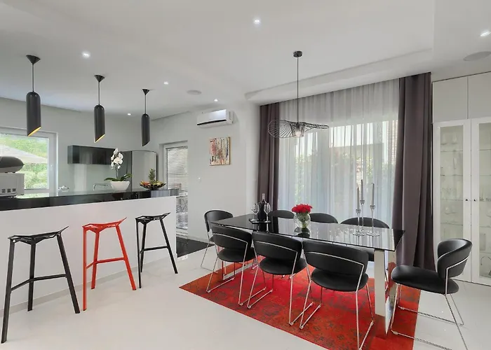 Holiday home White *